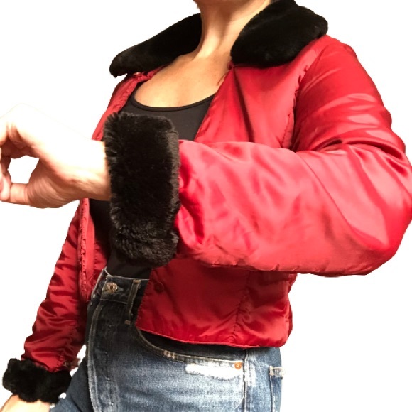Danier Red Cropped ThemoLite Jacket Liner Bomber Black Faux Fur Collar Cuffs S/M - Picture 5 of 17